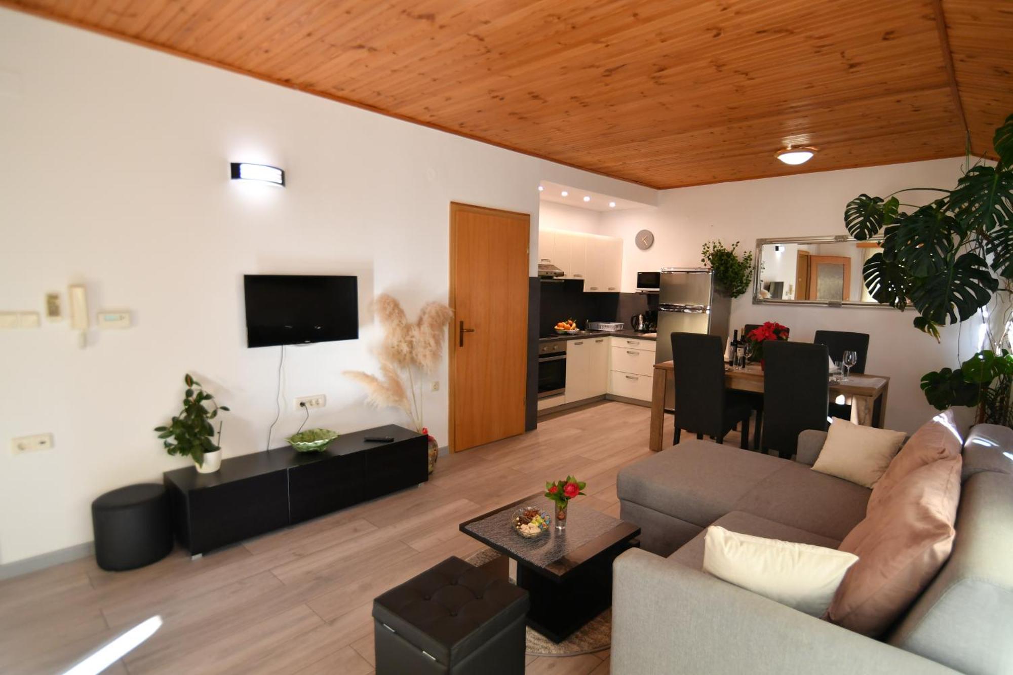 Apartments Peric オパティヤ エクステリア 写真