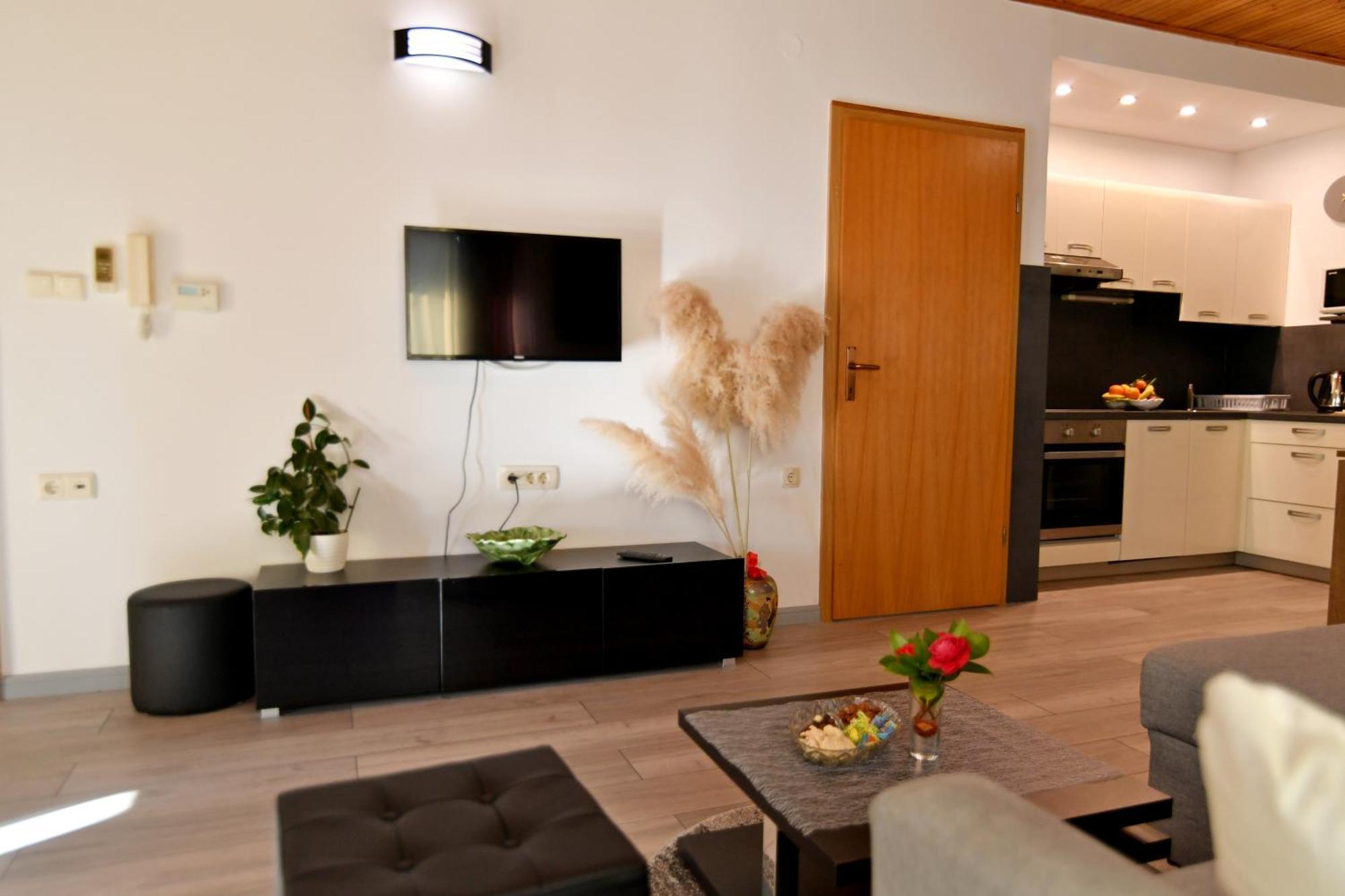 Apartments Peric オパティヤ エクステリア 写真