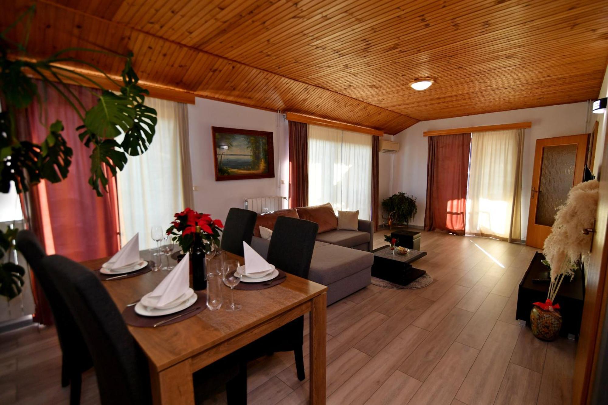 Apartments Peric オパティヤ エクステリア 写真